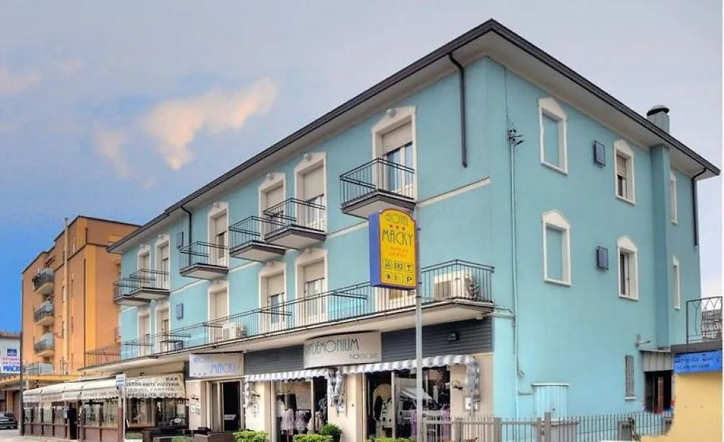 T Hotel Rimini 3*,