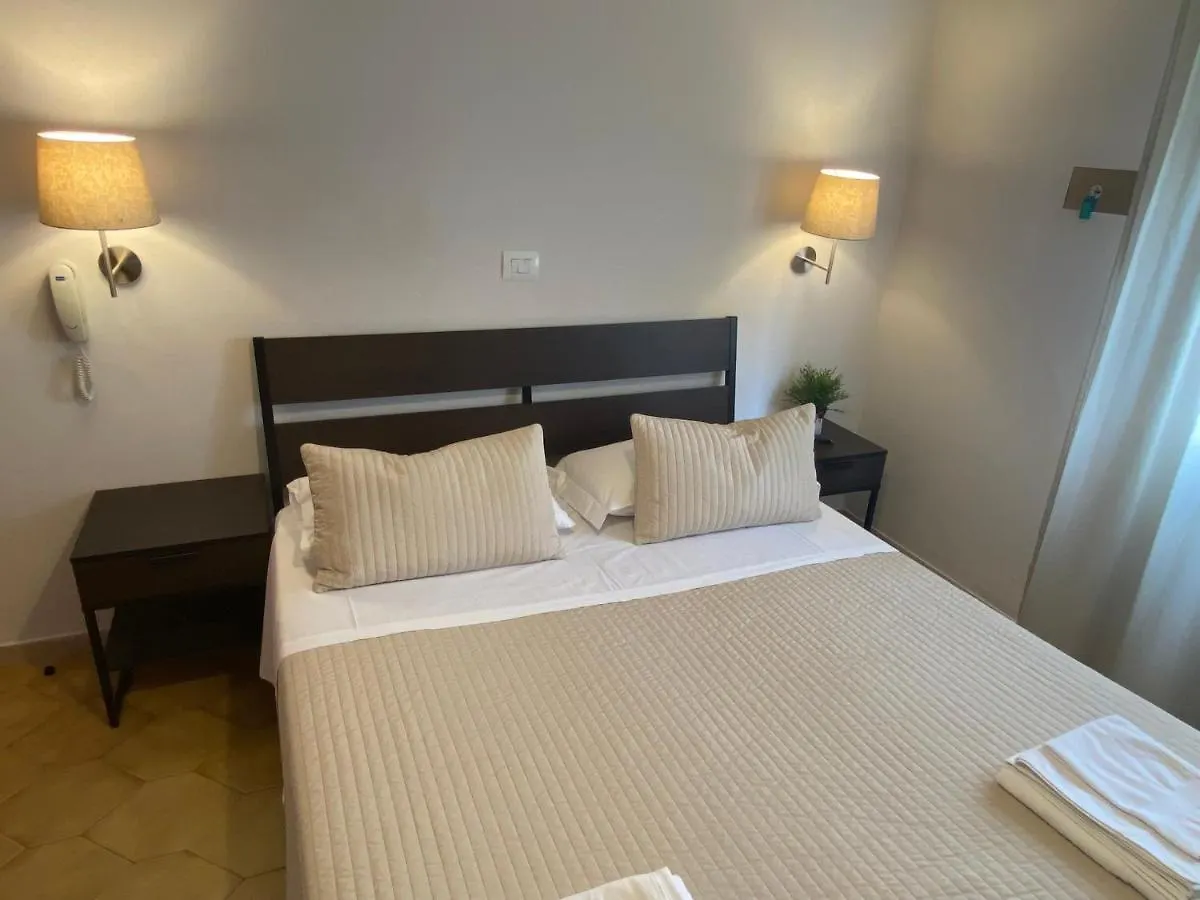 T Hotel 里米尼